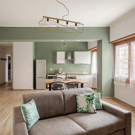 Appartamento Gardenie House Roma Esterno foto