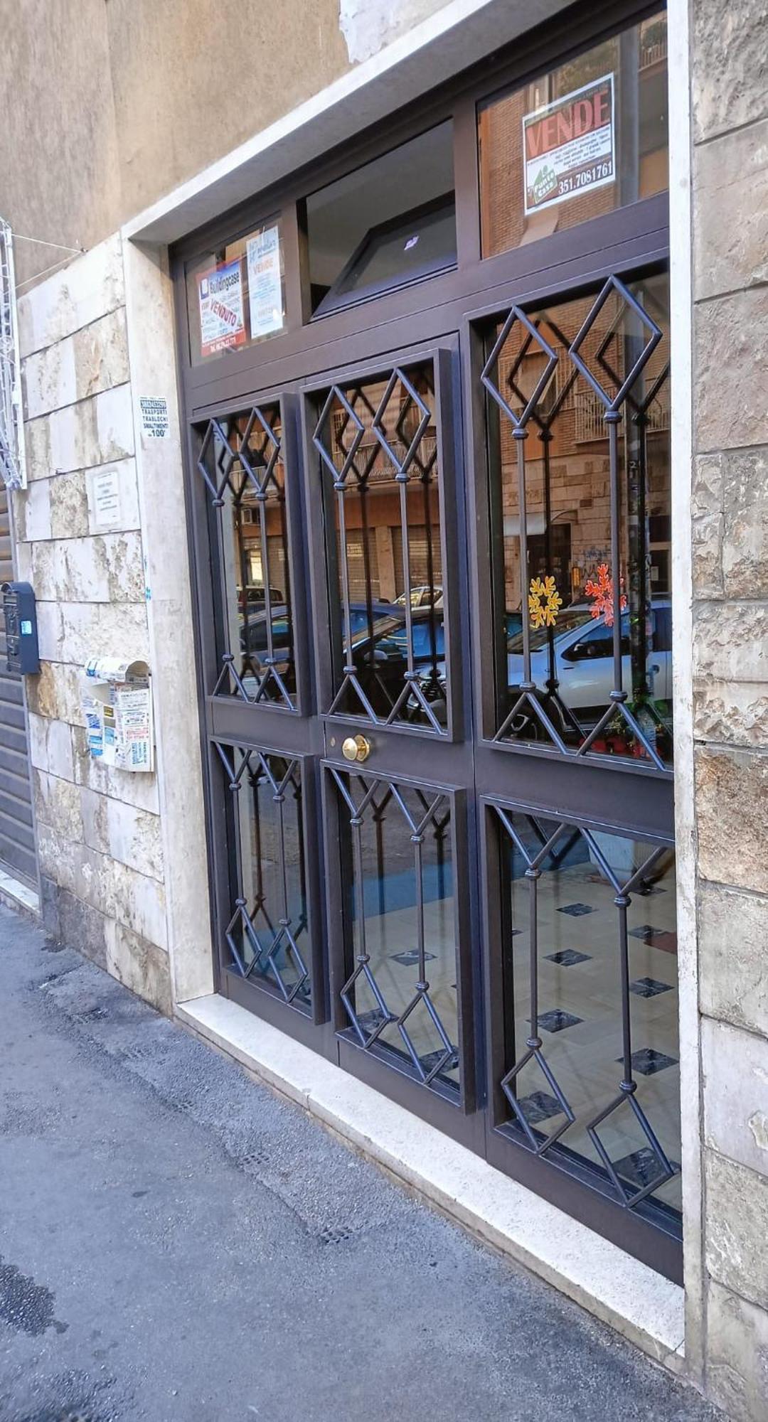 Appartamento Gardenie House Roma Esterno foto